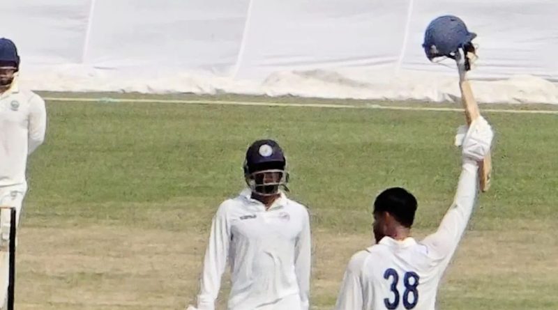 એક જ દિવસમાં 5 બેટ્સમેનોએ ફટકારી બેવડી સદી, આ ખેલાડીએ પહેલી જ મેચમાં કર્યો કમાલ એક જ દિવસમાં 5 બેટ્સમેનોએ ફટકારી બેવડી સદી, આ ખેલાડીએ પહેલી જ મેચમાં કર્યો કમાલ