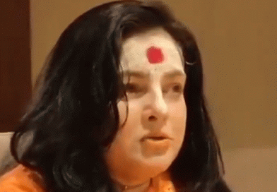 “દાઉદ ઇબ્રાહીમ આતંકવાદી નથી…!”:ગોરખપુરમાં મમતા કુલકર્ણીએ કહ્યું- મુંબઈ બ્લાસ્ટ તેણે નથી કરાવ્યો, જોકે હું તેને ક્યારેય મળી નથી