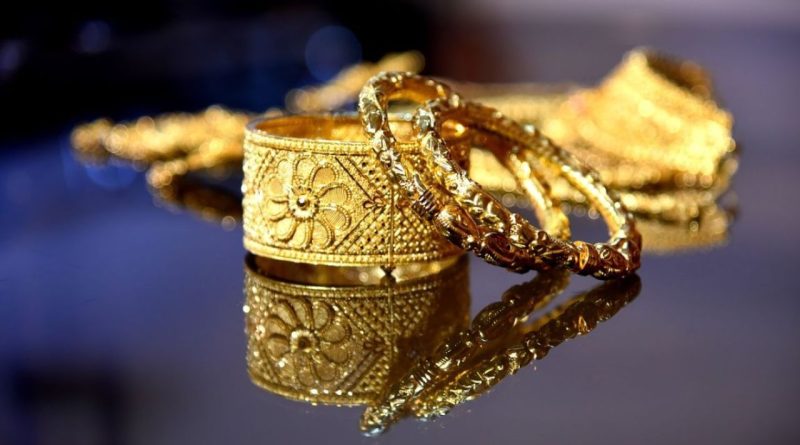 સોના-ચાંદીને ખરીદીને ઘરમાં ના મુકી રાખો, એક્સપર્ટ એ કહ્યું મોટો રિસ્ક ! જાણો કેમ?