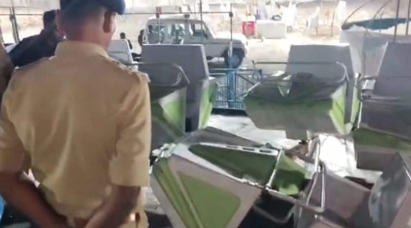 રાજકોટ: “મારી ઘરવાળીની આખી ખોપરી ફાટી ગઈ,” જેતપુરના મેળામાં બ્રેક ડાન્સ રાઈડ્સ તૂટી રાજકોટ: “મારી ઘરવાળીની આખી ખોપરી ફાટી ગઈ,” જેતપુરના મેળામાં બ્રેક ડાન્સ રાઈડ્સ તૂટી