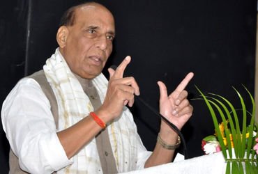 ‘પાકિસ્તાનની એક-એક ઈંચ જમીન હવે બ્રહ્મોસ મિસાઈલની રેન્જમાં’, રાજનાથ સિંહની શાહબાઝને ચેતાવણી