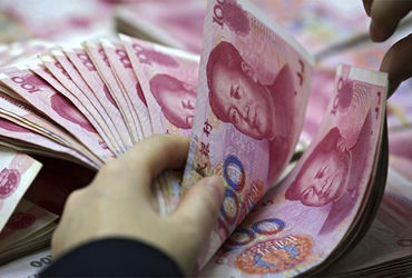 ભારતે રશિયન ક્રૂડનું પેમેન્ટ યુઆનમાં કરતા ડોલરને પડકાર ભારતે રશિયન ક્રૂડનું પેમેન્ટ યુઆનમાં કરતા ડોલરને પડકાર