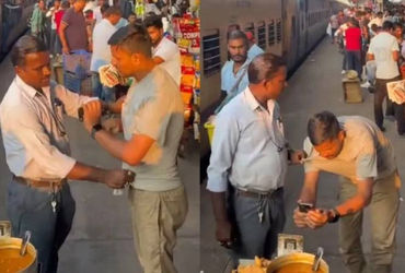VIDEO: સમોસાનું પેમેન્ટ ફેલ થયું તો વેપારીએ કોલર પકડી મુસાફરને ટ્રેનમાં ઉતારી લીધો