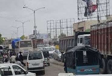 કપડવંજમાં ટ્રાફિકની વકરતી સમસ્યા, સ્ટ્રીટ લાઈટ બંધ રહેતા અકસ્માતનો ભય