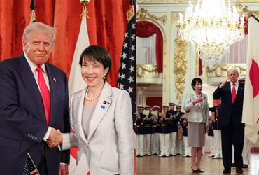 ફરી ભોંઠા પડ્યા ટ્રમ્પ! ગાર્ડ ઑફ ઑનર સમયે ચાલતી પકડી, જાપાનના PM જોતા રહી ગયા