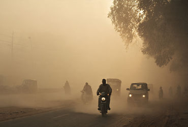 ભારતની હવા બની રહી છે ઝેરી? દેશમાં પ્રદૂષણના કારણે 17 લાખ લોકોએ ગુમાવ્યા જીવ: WHO