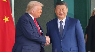 અમેરિકા-ચીને હાથ મિલાવ્યા : ટ્રમ્પે ચીન પરનો ટેરિફ 10 ટકા ઘટાડયો