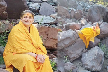 સંન્યાસ બાદ કેવી રીતે જીવન ગુજારી રહી છે જાણીતી અભિનેત્રી? કહ્યું- ગુફાઓમાં રહી, ભીખ માગી