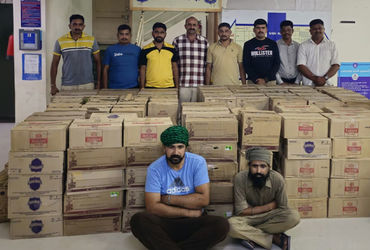 અમદાવાદ: દવાના બોક્સમાં દારુની દાણચોરી, 5,520 બોટલો સાથે પંજાબના બે શખસની ધરપકડ