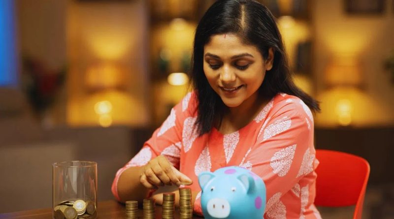 હવે મહિલાઓ પણ ધનવાન બનશે ! આ 5 સરકારી યોજના આપશે મજબૂત રિટર્ન