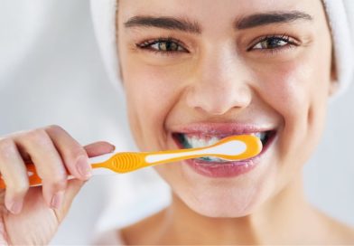 સવારે કે સાંજે બ્રશ કરવા કયો સમય વધુ ફાયદાકારક છે? એઇમ્સના ડૉક્ટરે જણાવ્યું