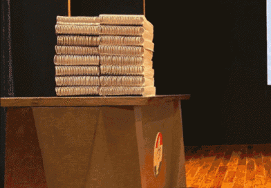 કોંગ્રેસે લખ્યું- હાઈડ્રોજન બોમ્બ ફોડીશું:રાહુલની પ્રેસ કોન્ફરન્સ શરૂ; EC પર લગાવ્યો હતો વોટ ચોરોને બચાવવાનો આરોપ