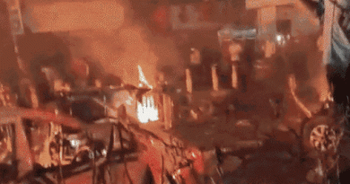 દિલ્હીમાં લાલ કિલ્લાની પાસે ચાલતી કારમાં વિસ્ફોટ:9નાં મોત, 24 ઘાયલ; હરિયાણાના સલમાને પુલવામાના તારિકને વેચી હતી કાર