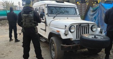 કાશ્મીરમાં પાકિસ્તાનનું નેટવર્ક, 120 સ્થળોએ દરોડા:આતંકવાદીઓના સંબંધીઓ પ્રોપેગેંડા ફેલાવી રહ્યા હતા; સિમ કાર્ડ, ડિજિટલ ડિવાઈસ જપ્ત, કોલ રેકોર્ડિંગ્સની તપાસ