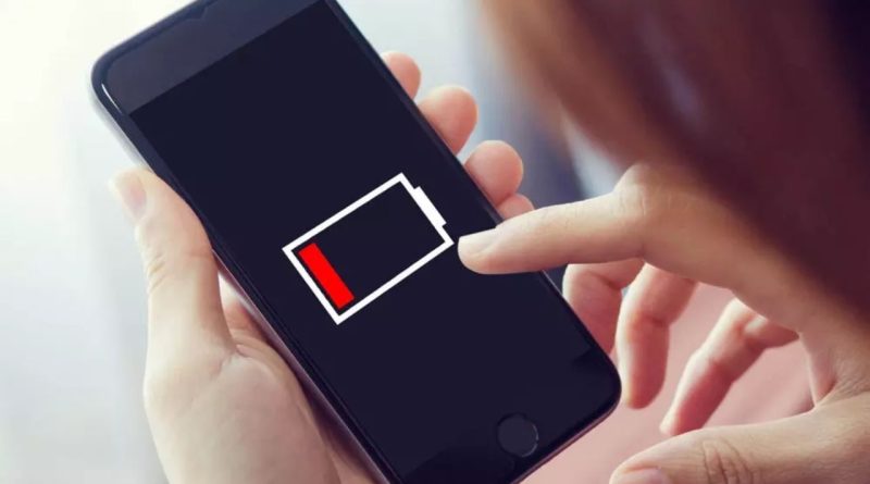 તમારા iPhoneની બેટરી ઝડપથી ઉતરી જાય છે ? તો બદલી નાખો આ 3 સેટિંગ્સ