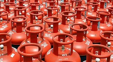 મોંઘવારીમાં રાહત: કોમર્શિયલ ગેસ સિલિન્ડરના ભાવમાં ઘટાડો