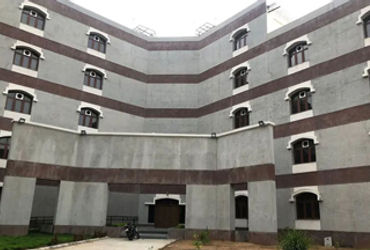 15 કરોડના ખર્ચે 2018થી બની રહેલું ફાર્મસી બિલ્ડિંગ હજી કાર્યરત થયું નથી