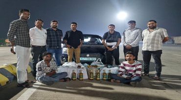 જામનગર પોલીસનો સપાટો : ઇંગ્લિશ દારૂની હેરાફેરી કરતી બે કાર સાથે આરોપીને દબોચ્યા