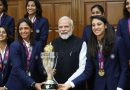 વર્લ્ડ કપ વિજેતા ભારતની મહિલા ખેલાડી ટીમે વડાપ્રધાન મોદીની મુલાકાત કરી, જુઓ તસવીરો