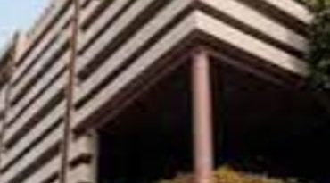 બે વર્ષના સમય દરમિયાન  AMC એ ૧૭ રીઝર્વ પ્લોટ વેચી ૧૩૦૦ કરોડની આવક ઉભી કરી