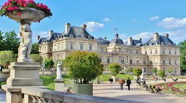 વિશ્વનો એકમાત્ર એવો ટચૂકડો દેશ લક્ઝમબર્ગ જ્યાં મહિલાઓની આવક પુરુષો કરતા પણ વધુ