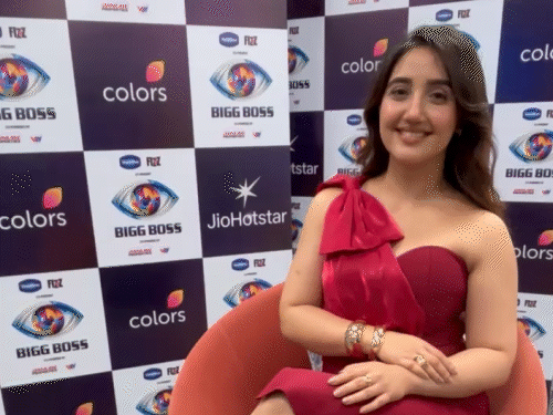 ‘મેં તાન્યાને જાણી જોઈને નહોતું માર્યું’:BB 19માંથી બહાર થયેલી અશનૂરે એવિક્શન પર દુઃખ વ્યક્ત કર્યું, અભિષેક સાથેના સંબંધો પર મૌન તોડ્યું ‘મેં તાન્યાને જાણી જોઈને નહોતું માર્યું’:BB 19માંથી બહાર થયેલી અશનૂરે એવિક્શન પર દુઃખ વ્યક્ત કર્યું, અભિષેક સાથેના સંબંધો પર મૌન તોડ્યું