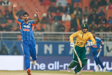 IND vs SA LIVE | સાઉથ આફ્રિકા સામે ટીમ ઈન્ડિયાની હાલત ખરાબ, ગિલ, અભિષેક, સૂર્યકુમાર અને અક્ષર સસ્તામાં આઉટ