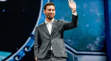 સ્ટાર ફૂટબોલર લિયોનલ મેસી કોલકાતા પહોંચ્યો, ‘GOAT ઈન્ડિયા ટૂર 2025’ શરૂ કરી