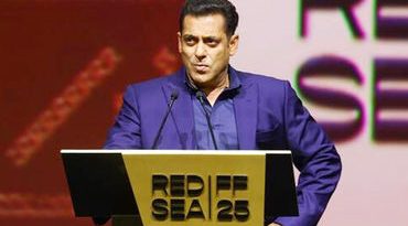 સુપરસ્ટાર’ હોવા છતાં સલમાન ખાનને આ વાતનું દુ:ખ, કહ્યું- ’25 વર્ષથી ડિનર માટે બહાર નથી ગયો કારણ કે…’