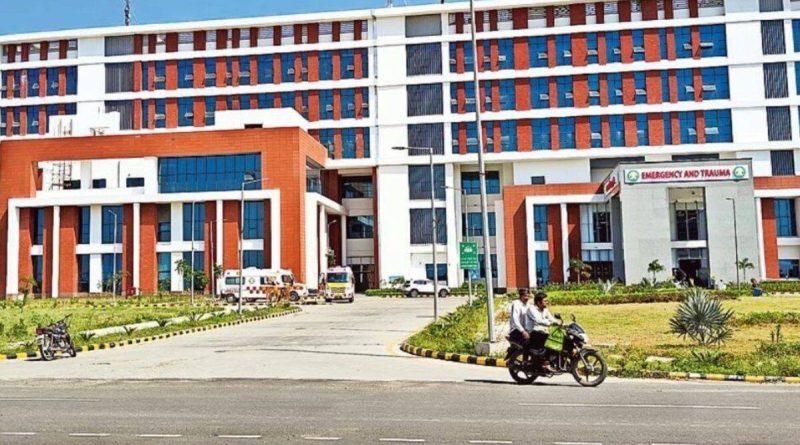 રાજકોટ: એઇમ્સ હોસ્પિટલના રેસિડન્ટ ડોક્ટર સુસાઈડ નોટ લખી ગાયબ!