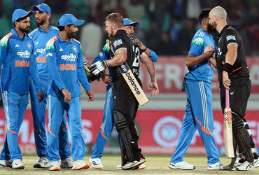 IND vs NZ: ત્રીજી વનડેમાં ન્યૂઝીલેન્ડના આ 4 ખેલાડીઓ ટીમ ઈન્ડિયા માટે બની શકે છે ‘ખતરો’