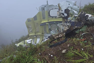 ઇન્ડોશિયામાં 11 પ્રવાસીઓ સાથે ગુમ થયેલા વિમાનનો કાટમાળ મળી આવ્યો