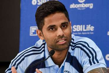 મારે પોતાનું નહીં 14 ખેલાડીઓ માટે વિચારવાનું હોય: ખરાબ ફૉર્મના સવાલ પર સૂર્યકુમાર યાદવનો ગોળ ગોળ જવાબ મારે પોતાનું નહીં 14 ખેલાડીઓ માટે વિચારવાનું હોય: ખરાબ ફૉર્મના સવાલ પર સૂર્યકુમાર યાદવનો ગોળ ગોળ જવાબ