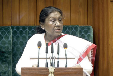 AIના દુરુપયોગ મામલે ગંભીરતાની જરૂર: બજેટ પહેલા સંસદમાં રાષ્ટ્રપતિના અભિભાષણની 10 મોટી વાતો