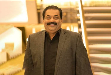 રૂ. 9000 કરોડના માલિકે જીવન ટૂંકાવતા ખળભળાટ! બેંગલુરુમાં IT રેડ દરમિયાન ગોળી મારી