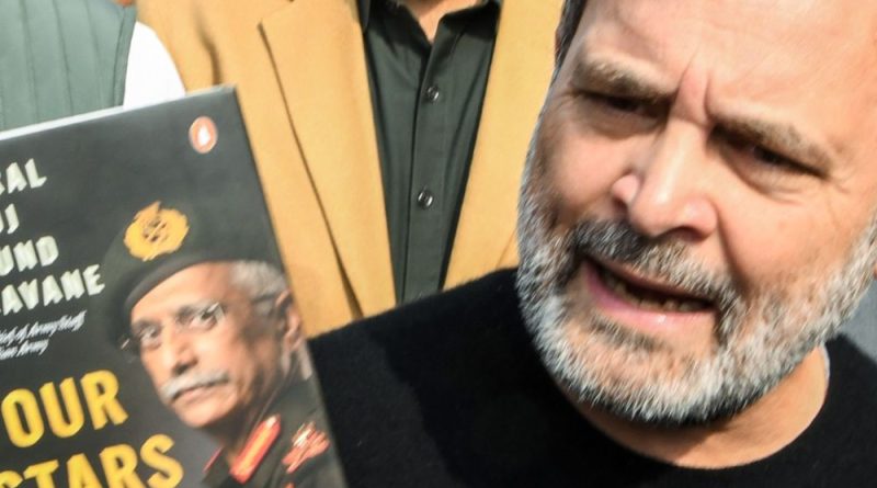 નરવણેના અપ્રકાશિત પુસ્તકના સર્કુલેશન પર FIR:રાહુલ તેની કોપી લઈને સંસદ પહોંચ્યા હતા, દાવો કર્યો- ચીને લદ્દાખમાં ઘૂસણખોરી કરી હતી