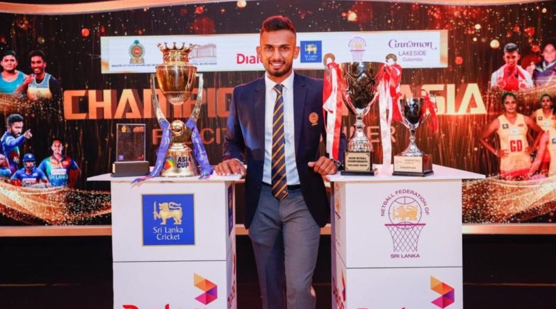 પત્ની ફેશન ડિઝાઈનર IPL 2026માં અનસોલ્ડ રહ્યો, ટી20 વર્લ્ડકપની ટીમના કેપ્ટનનો જુઓ પરિવાર