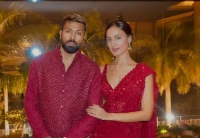 સ્વિમિંગ પુલમાં ગર્લફ્રેન્ડ સાથે રોમેન્ટિક થયો ક્રિકેટર હાર્દિક પંડયા… મહીકાના જન્મદિવસ પર શેર કરી તસવીર