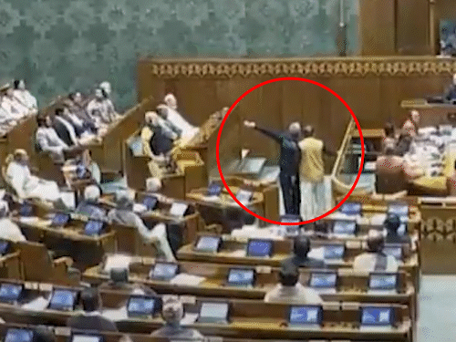 લોકસભામાં મોદી, શાહ સામે TMC સાંસદોની નારેબાજી:રાજ્યનાથે જવા માટે કહ્યું; સ્પીકર રાહુલને બોલ્યા- અખિલેશને બોલવા કહું