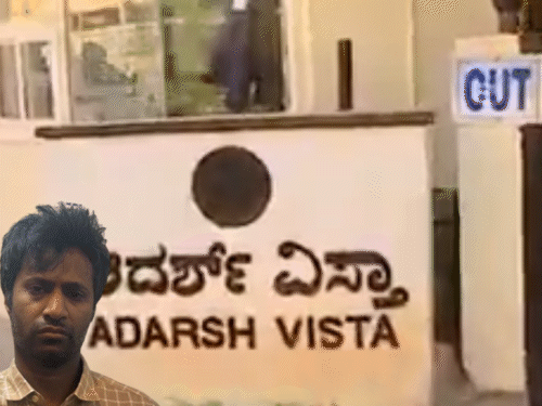 બેંગલુરુમાં એન્જિનિયરે ચાકુ મારીને માતા-પિતાની હત્યા કરી:સ્ટાર્ટઅપ માટે પૈસા આપવાનો ઇનકાર કર્યો હતો; પિતા નિવૃત્ત નેવી ઓફિસર, માતા ડેન્ટિસ્ટ હતી