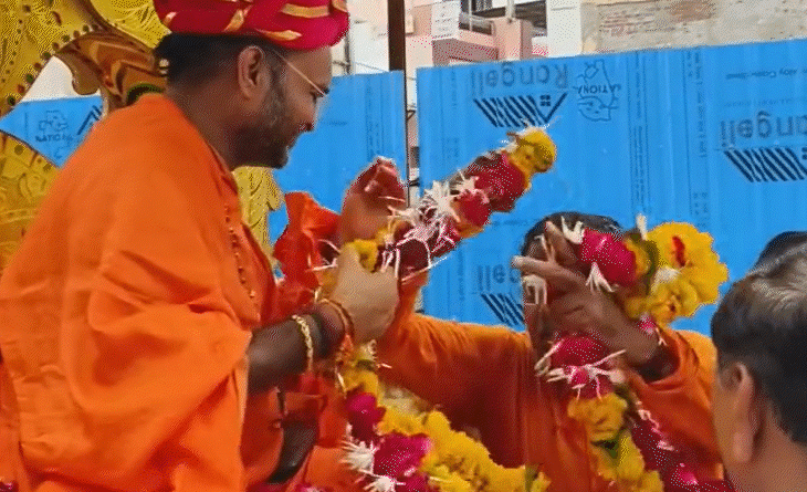 મહામંડલેશ્વર ઉત્તમ સ્વામી પર બળાત્કારના આરોપો:રાજસ્થાનની યુવતીએ દિલ્હી પોલીસને મેઇલ કર્યો; લખ્યું- સમજૂતી માટે ધમકીઓ મળે છે