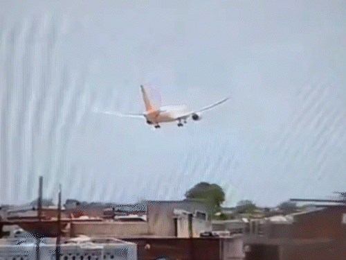 અમદાવાદ પ્લેન દુર્ઘટના પર ‘ધ ઇન્ડિપેન્ડન્ટ’નો રિપોર્ટ:દાવો- એર ઇન્ડિયાનો પીડિત પરિવારોને કેસ છોડવા માટે ₹10 થી ₹20 લાખની ઓફર