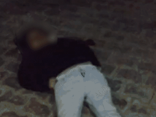 યુપીમાં 3 સગીર બહેનો હાથ પકડીને 9મા માળેથી કૂદી પડી:દાવો- ઓનલાઇન લવ ગેમની લત હતી, પિતાએ ઠપકો આપ્યો તો જીવ આપી દીધો