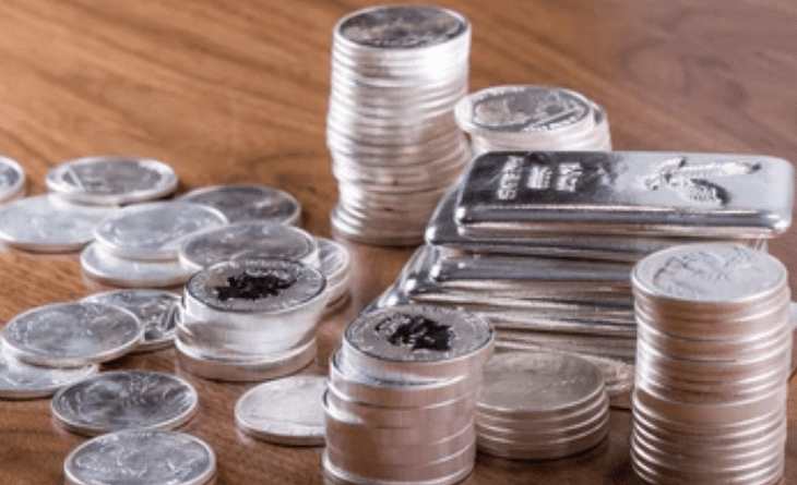 બજેટના દિવસે સોના-ચાંદીના ભાવમાં ભૂકંપ:ચાંદી એક જ ઝટકામાં ₹27,000 સસ્તી થઈ, સોનામાં પણ ₹9,000નો ઘટાડો; જાણો આજના ભાવ