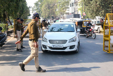 વાહન ચાલકો સાવધાન: હવે ટ્રાફિક ચલણની અવગણના પડશે મોંઘી, વાહન થશે બ્લેકલિસ્ટ!