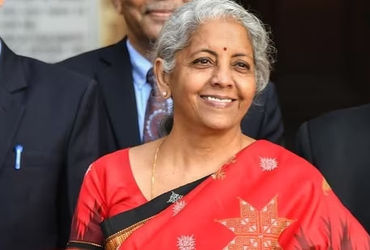 વિકાસને વેગ આપવા બજેટમાં રોકાણ પર ભાર મૂકાયો ઃ નિર્મલા