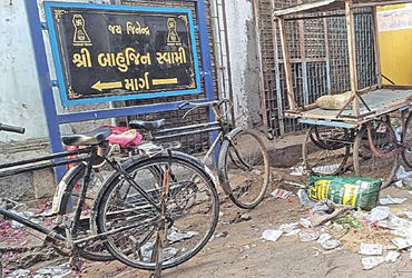 લીંબડીના બાહેલાપરામાં ગંદકીના ગંજથી પાલિકા તંત્રની સામે રોષ