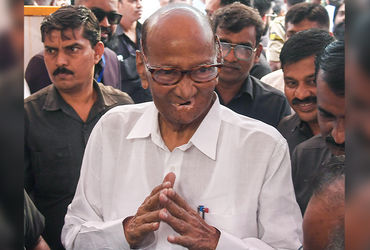 શરદ પવારની તબિયત અચાનક બગડી, બારામતીથી સીધા પુણેની હોસ્પિટલ ખસેડાયા, સમર્થકો ચિંતામાં