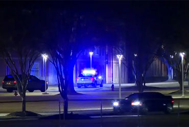 અમેરિકાની સાઉથ કેરોલિના સ્ટેટ યુનિવર્સિટીના રેસીડન્સ કોમ્પ્લેક્ષમાં ગોળીબાર : 2ના મોત, 1 ઈજાગ્રસ્ત