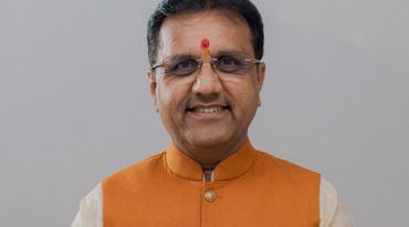 AMCના કાર્યક્રમ દરમિયાન શિક્ષણ મંત્રી પ્રદ્યુમન વાજાને હાર્ટએટેક આવ્યો, હોસ્પિટલમાં દાખલ